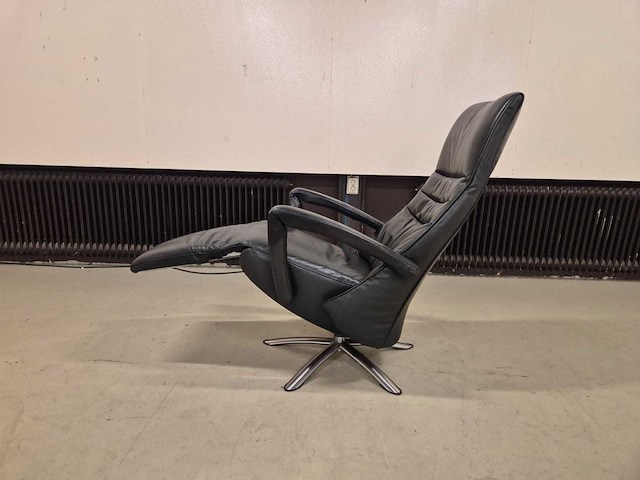 De toekomst - twist - elektrische relaxfauteuil - arm chair - afbeelding 3 van  11