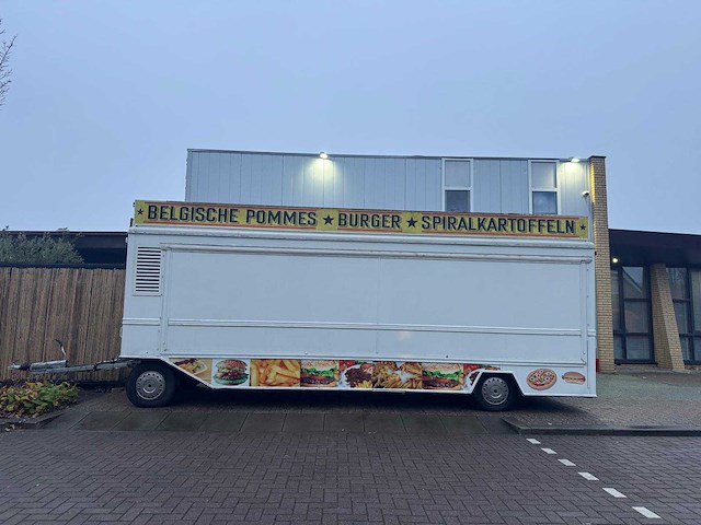 De vries 2000 aanhangwagen 7 meter friet patatwagen grillwagen koelwagen rationale 4477 - afbeelding 15 van  45
