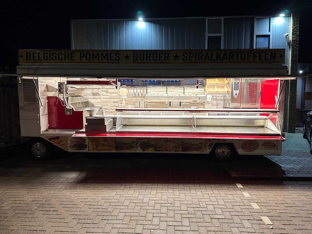 De vries 2000 aanhangwagen 7 meter friet patatwagen grillwagen koelwagen rationale 4477 - afbeelding 19 van  45