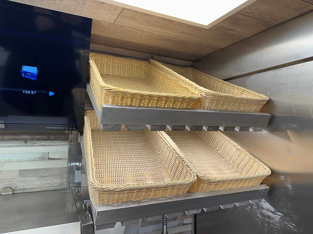 De vries 2000 aanhangwagen 7 meter friet patatwagen grillwagen koelwagen rationale 4477 - afbeelding 21 van  45