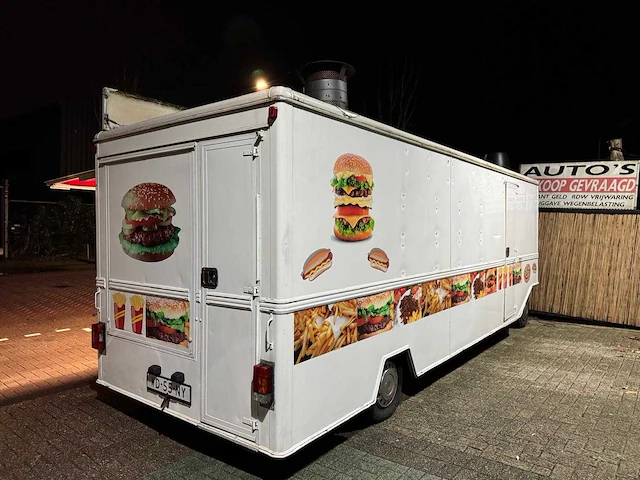 De vries 2000 aanhangwagen 7 meter friet patatwagen grillwagen koelwagen rationale 4477 - afbeelding 30 van  45