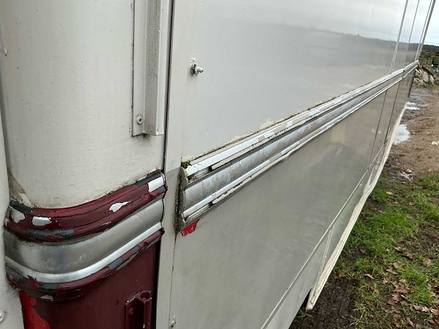 De vries carroserie 2006 gebakskraam - afbeelding 10 van  38