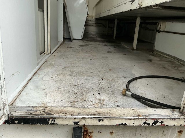 De vries carroserie 2006 gebakskraam - afbeelding 14 van  38