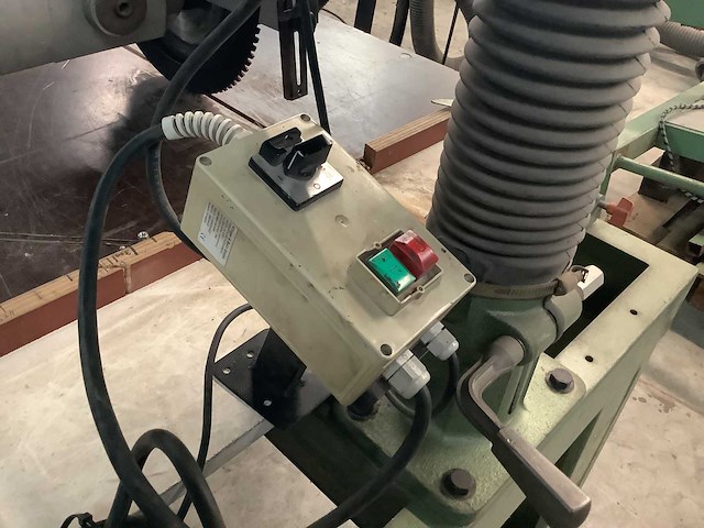 De walt - 1600 - afkortcirkelzaagmachine - afbeelding 2 van  4