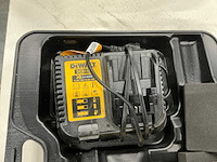 De walt accu's en laders (3x) - afbeelding 5 van  6
