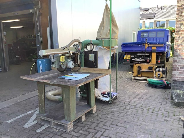 De walt afkortcirkelzaagmachine - afbeelding 1 van  10