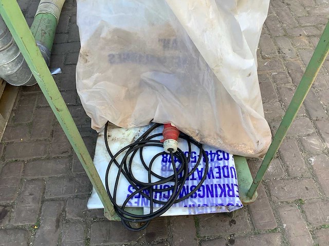 De walt afkortcirkelzaagmachine - afbeelding 7 van  10