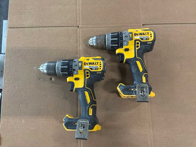 De walt dcd796 boormachine (2x) - afbeelding 1 van  7