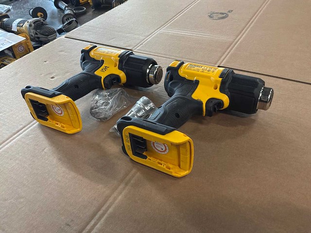 De walt dce530 accu heteluchtpistool (2x) - afbeelding 3 van  4