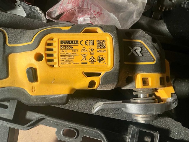 De walt dcs356 accu multi-tool - afbeelding 2 van  2