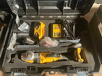 De walt dcs356 accu multi-tool - afbeelding 2 van  3