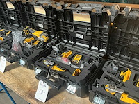 De walt dcs356 accu multi-tool - afbeelding 1 van  3