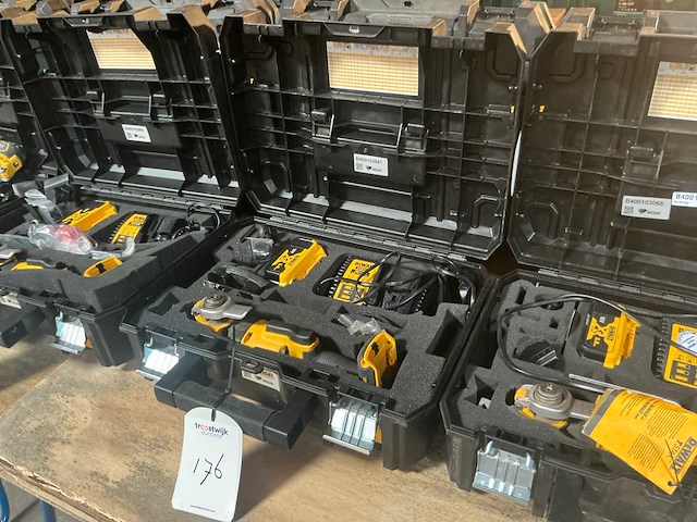 De walt dcs356 accu multi-tool - afbeelding 1 van  3