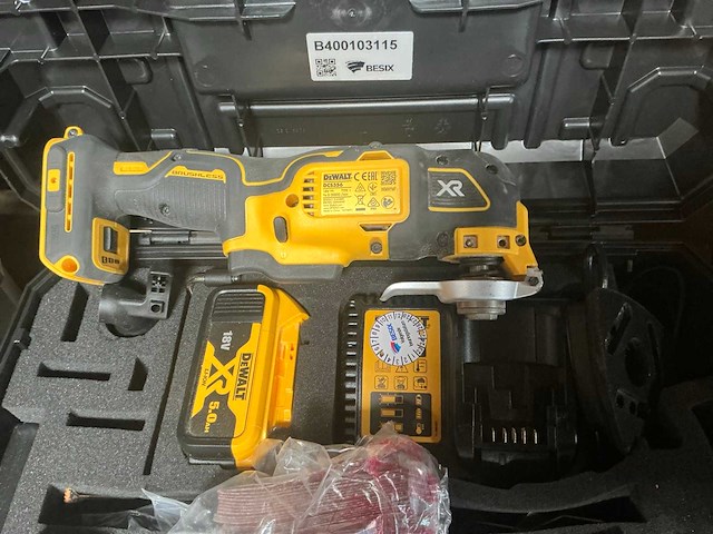 De walt dcs356 accu multi-tool - afbeelding 3 van  3