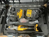 De walt dcs356 accu multi-tool - afbeelding 2 van  3