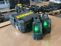 De walt dw088cg bouwlaser met statief (2x) - afbeelding 3 van  9