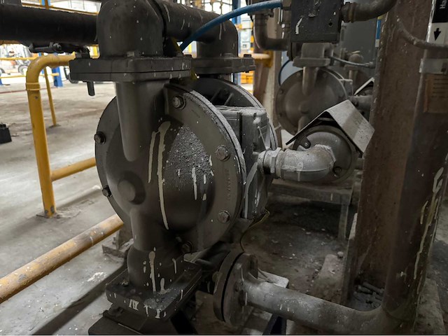 De wilden xps 830 pneumatische membraan pomp - afbeelding 6 van  11