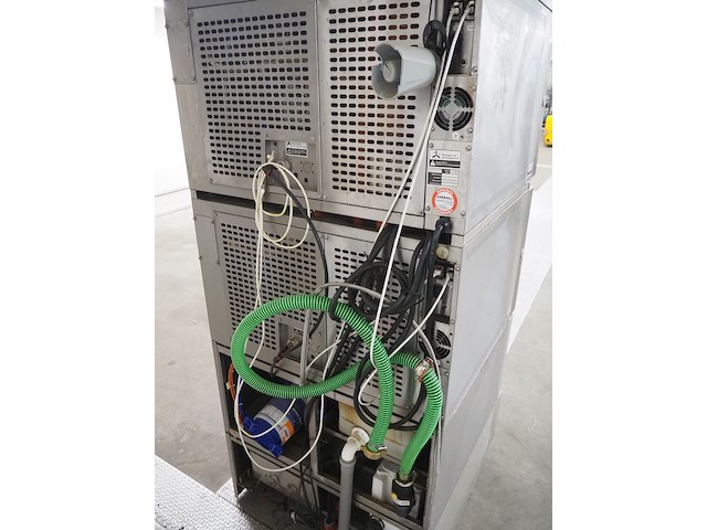 Debag - afbeelding 4 van  14