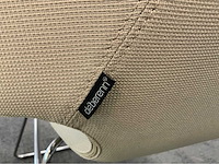 Deberenn vergadertafel met 4 deberenn nano vergaderstoelen - afbeelding 8 van  9