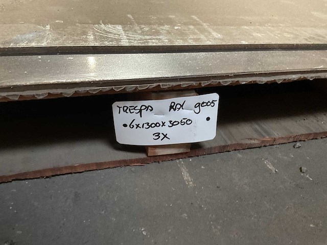 Debo - trespa panelen zwart 3050x1300x6 mm (3x) - afbeelding 5 van  5