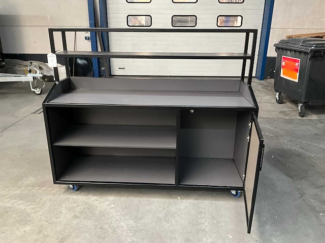 Debrasseermeubel - afbeelding 5 van  5