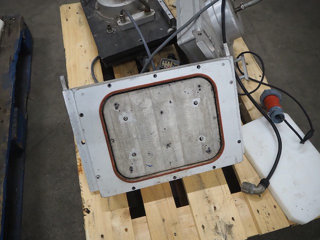 Deca - afbeelding 8 van  18