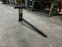Deceuninck eperon roll prong vorkheftruck bevestiging - afbeelding 1 van  5
