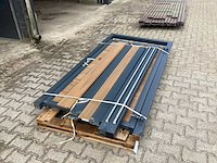 Deck draaideur tuinpoort - afbeelding 1 van  6
