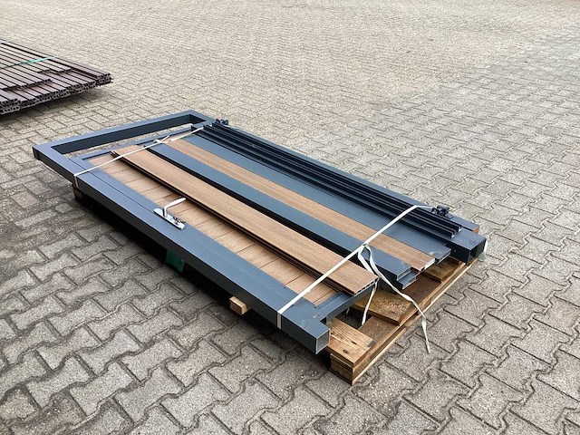 Deck draaideur tuinpoort - afbeelding 2 van  6