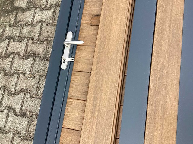 Deck draaideur tuinpoort - afbeelding 6 van  6