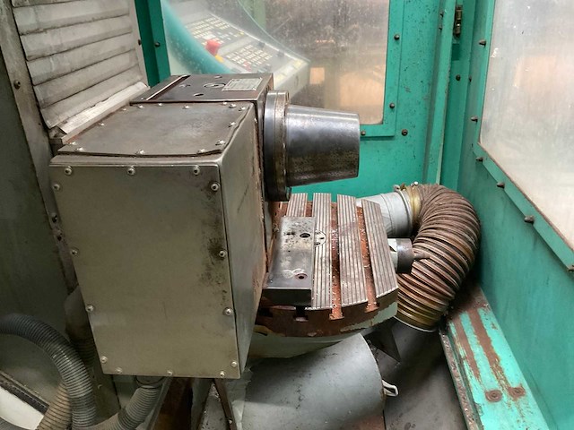 Deckel maho dmu 35m verticale cnc -bewerkingscentrum - afbeelding 3 van  9