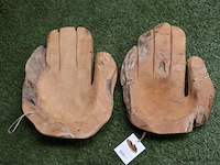 Deco teak houten schalen (hand) - set van 2 stuks - afbeelding 1 van  4