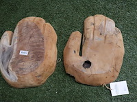 Deco teak houten schalen (hand) - set van 2 stuks - afbeelding 3 van  4