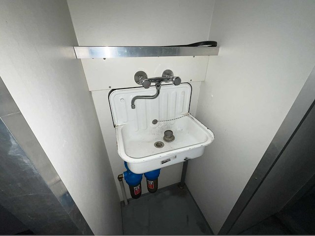 Decontaminatie aanhangwagen / unit - afbeelding 5 van  39