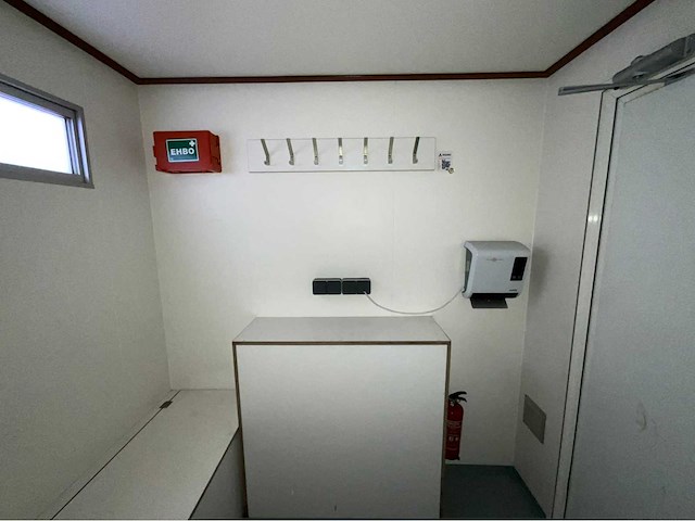 Decontaminatie aanhangwagen / unit - afbeelding 7 van  39