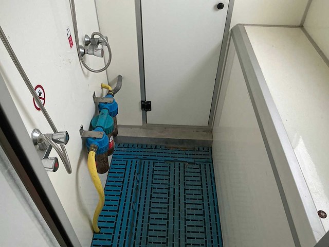 Decontaminatie-unit met aggregaat/generator - afbeelding 15 van  33