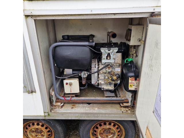 Decontaminatie-unit, roll-on, aavv - afbeelding 11 van  46