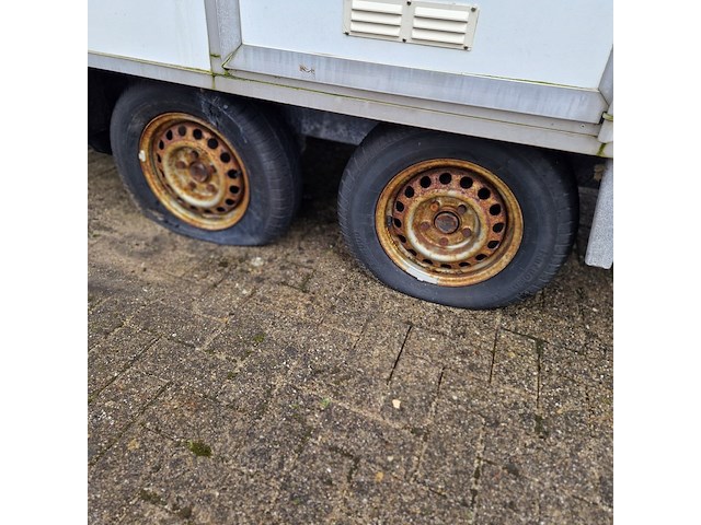 Decontaminatie-unit, roll-on, aavv - afbeelding 37 van  46