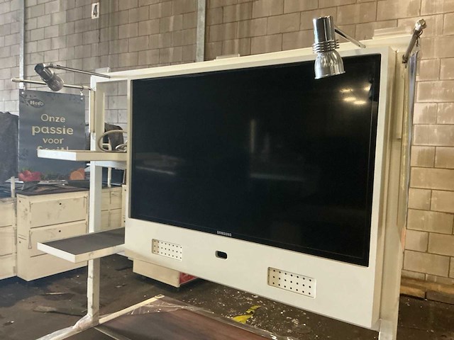 Decor opstelling/ kasten met lcd scherm en koeling - afbeelding 11 van  29