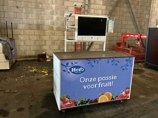 Decor opstelling/ kasten met lcd scherm en koeling - afbeelding 1 van  29