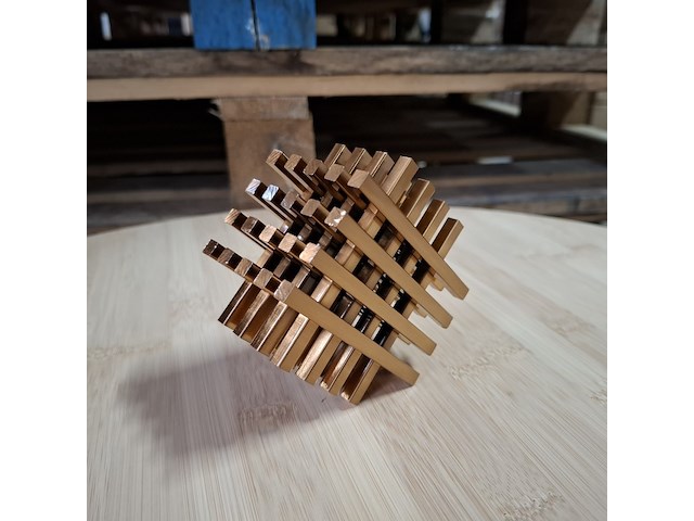 Decoratie, furniqs, ornament wrangler - afbeelding 1 van  7