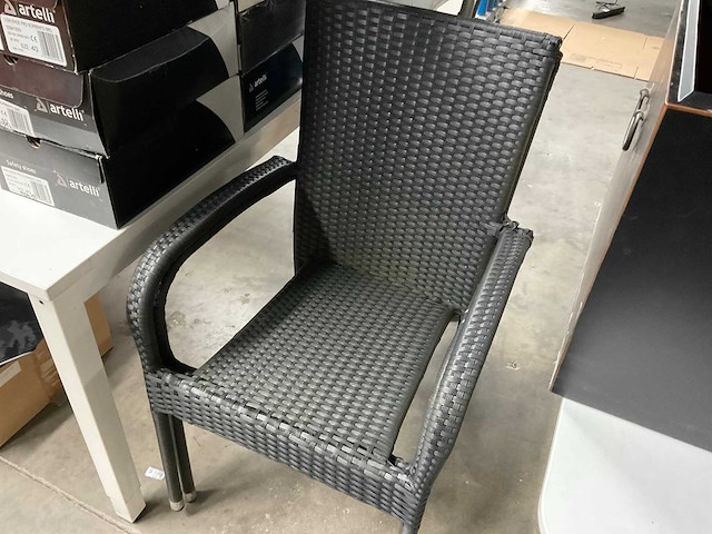 Decoratie kisten en stoelen (2x) - afbeelding 3 van  13