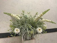 Decoratie kunst bloemstuk op zuil - afbeelding 2 van  5