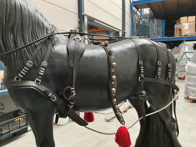 Decoratie paard met tuig - afbeelding 9 van  9