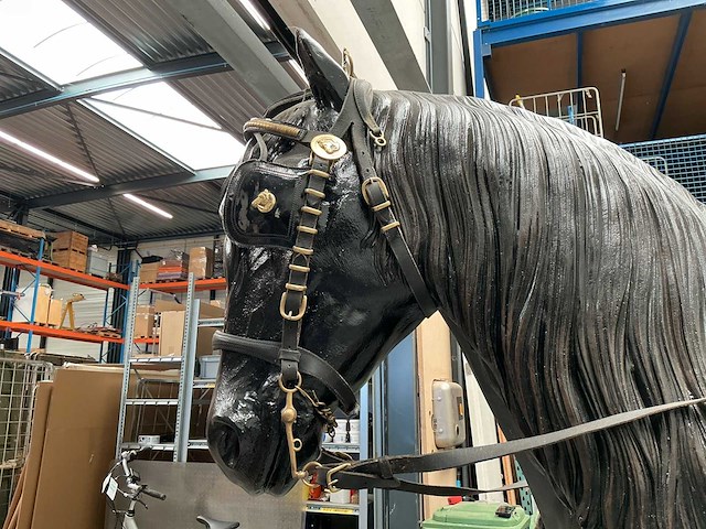 Decoratie paard met tuig - afbeelding 7 van  9