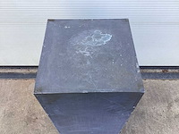 Decoratie pilaar/ plantenzuil met lood - afbeelding 2 van  3