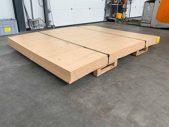 Decoratie spaanplaat 2650x2100x10mm 13st - afbeelding 1 van  1