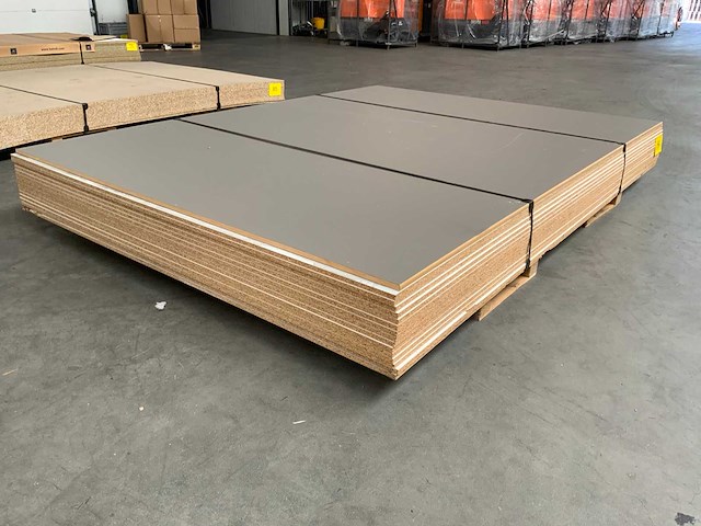 Decoratie spaanplaat 2850x2100x18mm (15x) - afbeelding 1 van  6