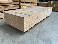 Decoratie spaanplaat 3050x1300x25mm (21x)