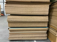 Decoratie spaanplaat ca. 17m3 - afbeelding 2 van  8